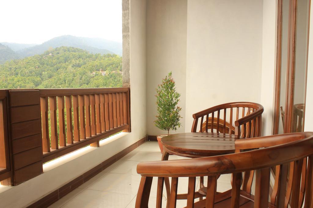 Maliana Homestay Munduk Стая снимка