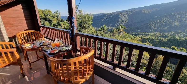 Maliana Homestay Munduk Екстериор снимка